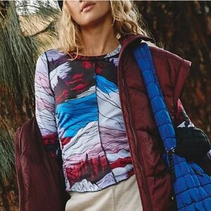 Free People Right On Run Printed Long Sleeve Layer Sz Xs NWT